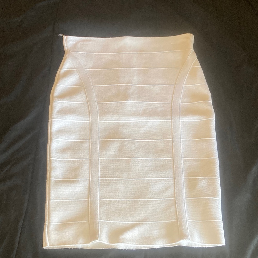 Guess White Pencil Skirt